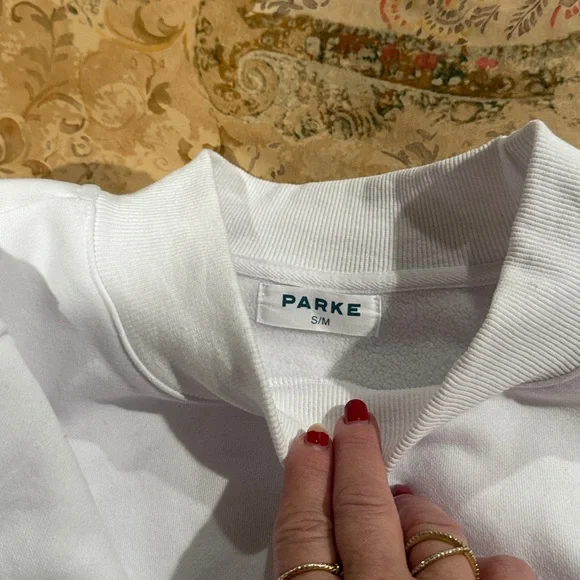 Parke white valentine sweatshirt.  Limited edition. Excellent condition! S/M - Picture 4 of 9